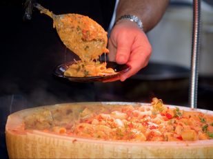 10 Tasty Reasons the Las Olas Wine & Food Festival is a Must-Attend Culinary Event