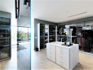 VelArt Designer Kitchens & Baths