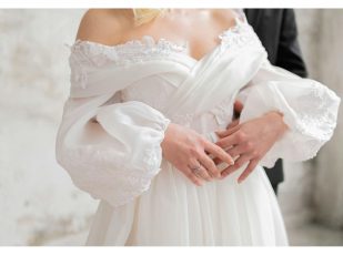 Choosing a wedding band to compliment your engagement ring