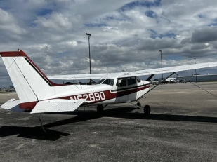 Luxury Aviation Experiences: Elite Cessna &amp; Schweizer Flight Training in Florida