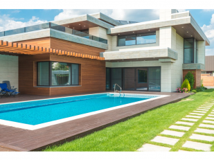 Modern Luxury Is About Comfort, Choice, and Personal Freedom