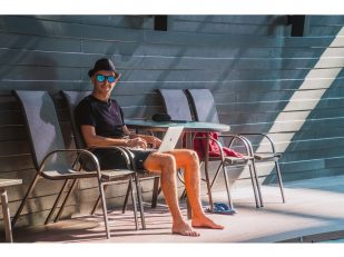 The Digital Nomad Blueprint: Finding the Perfect Balance Between Productivity and Paradise