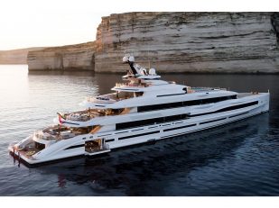 Ventura Yachts Renews Partnership with YachtWorld, Connecting Premium Brands with a Global Audience