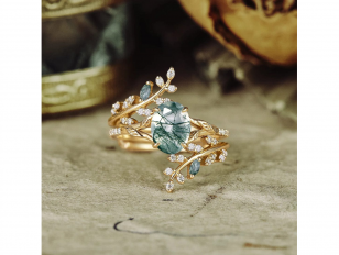 Aphrodite Ring Designs: Where Myth Meets Modern Luxury
