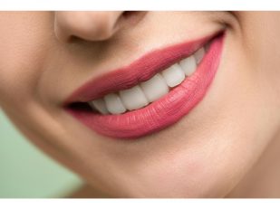 Daily Habits that Protect Both Your Teeth and Your Heart