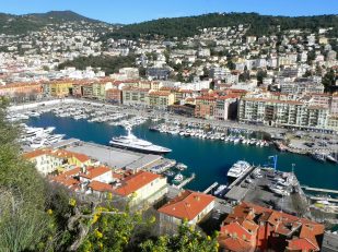 Exploring the French Riviera the Local Way