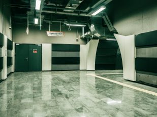 Enhancing Durability and Safety in High-Traffic Areas with Polymer Flooring Systems