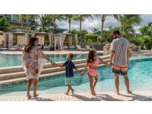 Kimpton Seafire Resort + Spa Unveils "Come Celebrate Your 10 With Us"