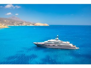 4 Private Yacht Charters for a Luxury Coastal Vacation