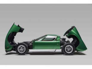 Lamborghini Miura &ndash; The first Supercar in history