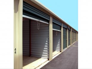 How to Judge a Storage Property Like a Real Operator, Not a Casual Shopper