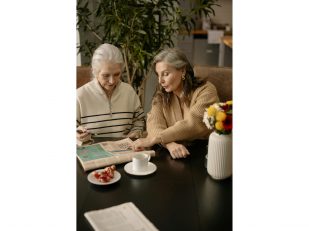 Common Behavior Changes That Indicate Early Signs of Alzheimer's