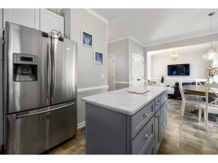 Why a French Door Refrigerator with an Ice Maker Simplifies Daily Kitchen Routines