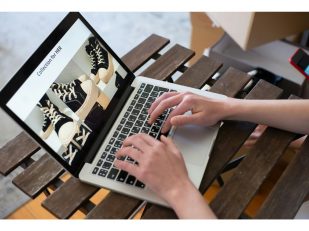 Why Buying Sneakers and Apparel Online Is More Popular Today