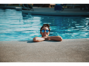 The Luxury Pool Experience of The Summer