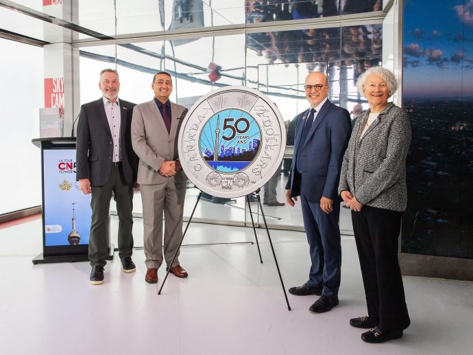 With Glowing Coins, The Royal Canadian Mint Celebrates The 50th Anniversary Of The CN Tower
