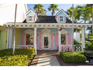 Dylan's Candy Bar Now Open At Atlantis Paradise Island In The Bahamas