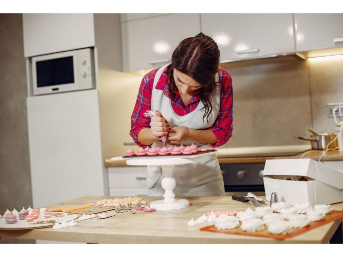 Mastering visual impact: the strategic use of premium cocoa in modern baking