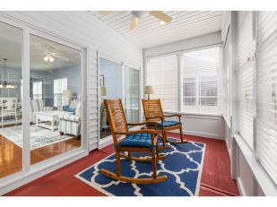 How to Choose the Right Sunroom Contractor in Florida