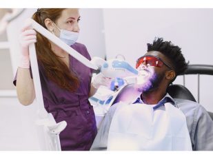 Professional Teeth Whitening in Glendale, AZ vs. At-Home Kits