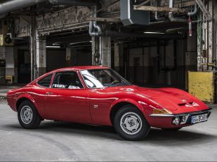 How Classic Car Lease Specials Help Buyers Drive Rare Cars Without Long-Term Ownership