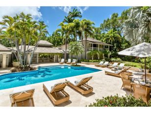 Villas of Distinction&reg; Celebrates Multi-Generational Travel's
