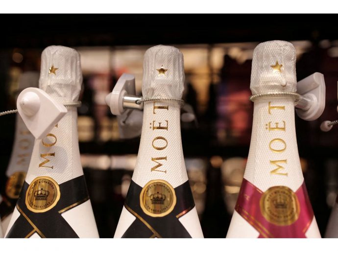 Mo&euml;t Hennessy and Formula 1&reg; unveil The Out Lap