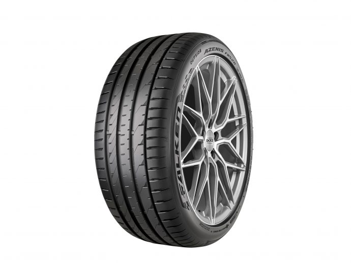 Falken engineers custom AZENIS FK520 (NG0) tyre for the Porsche Cayenne Electric