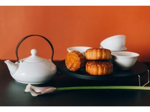 5 Best Halal Mooncake Suppliers in Singapore