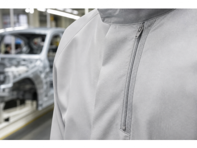 Best Automotive Protective Workwear Companies for Paint Shops, EV Plants, and Service Teams