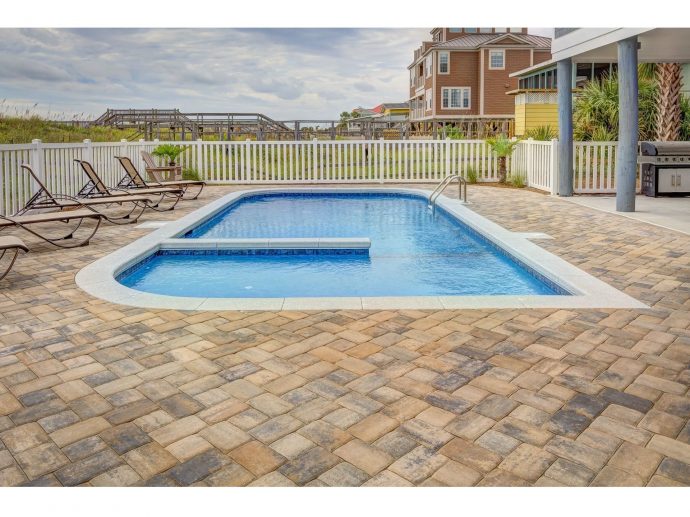 Trend Alert: Modern Pool Technologies Transforming Luxury Homes