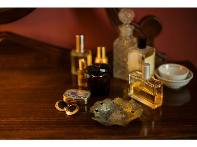 5 Reasons Luxury Niche Perfumes Outlast Cheap Scents