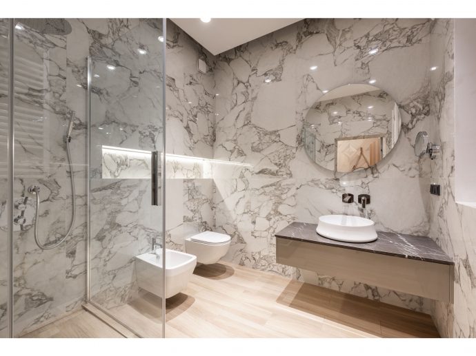 How Custom Bathroom Renovations Increase Total Property Value