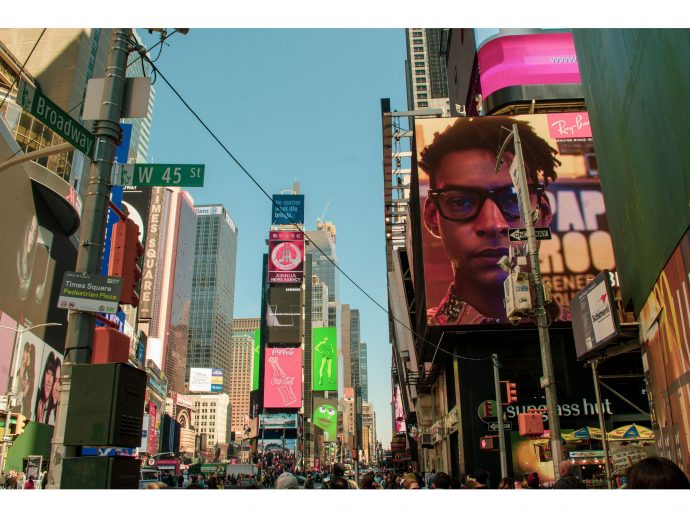 6 Tips for Creating Effective Custom Signage for Your Business