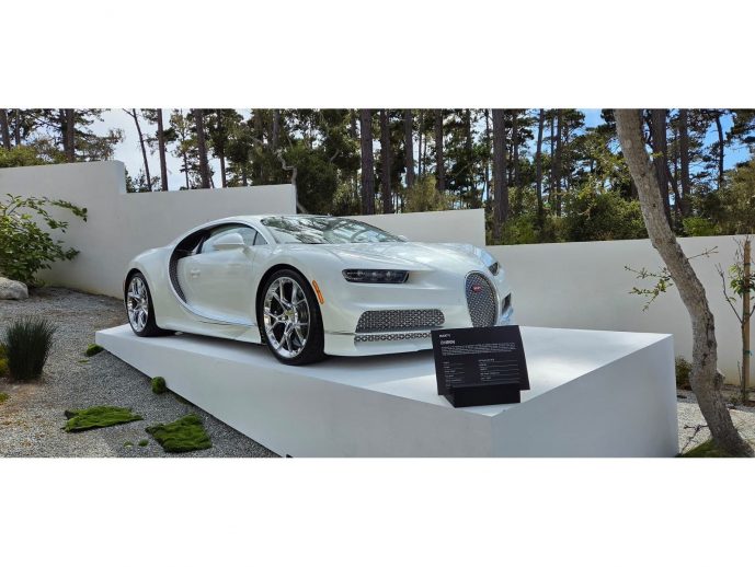 Bugatti Showcases Steve Dimopoulos' One-of-One Chiron at Pebble Beach Automotive Week