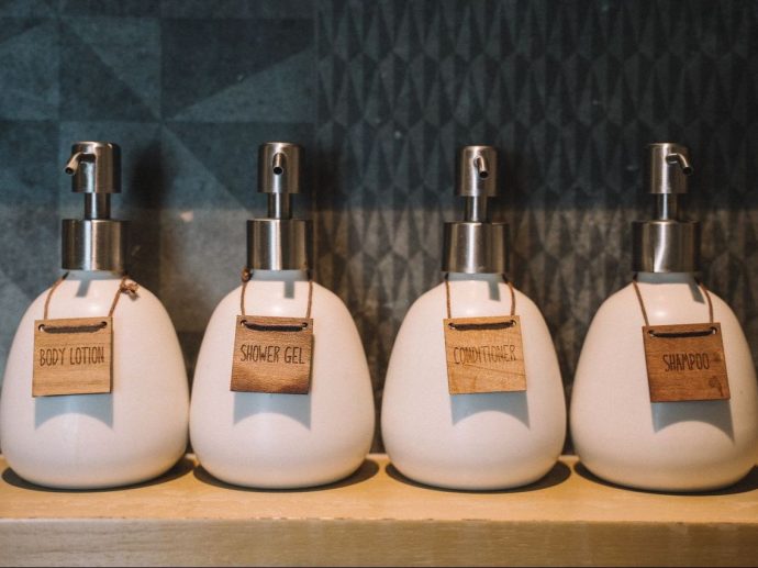 How to Evaluate Luxury Bath, Body, and Health Brands Without Falling for the Packaging