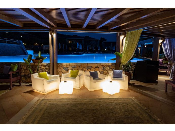 High-End Nightlife Beyond the Lounge: How Luxury Resorts Curate Evening Leisure