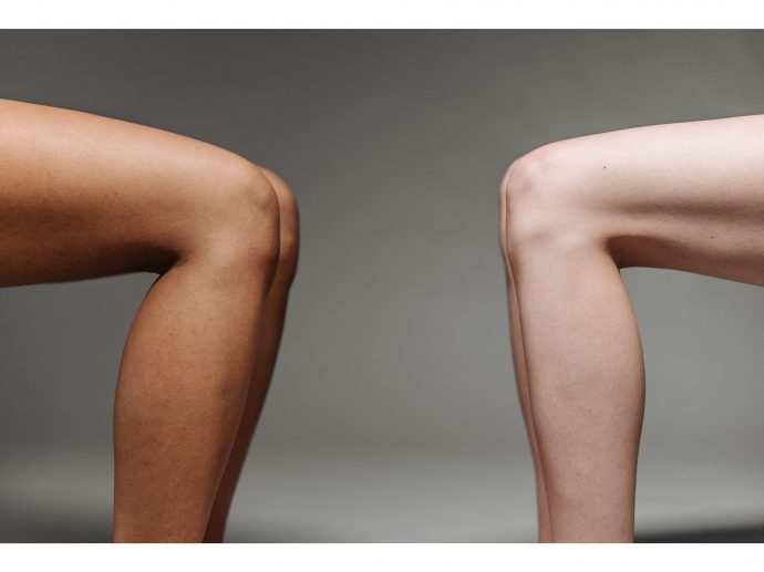 10 Simple Ways to Exfoliate and Remove Dead Skin from Your Legs
