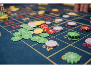 Exclusive Perks and Promotional Experiences in Online Casino Gaming