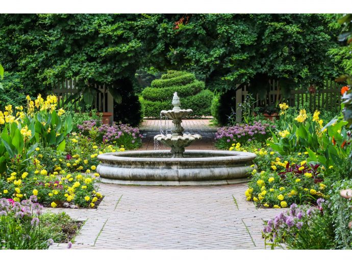 How Comparing Landscaping Companies Near Me Can Save You Money