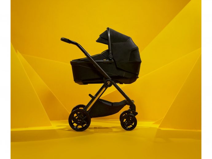 Silver Cross & Automobili Lamborghini Unveil Reef AL Giallo, Their 'Super Stroller' Collaboration