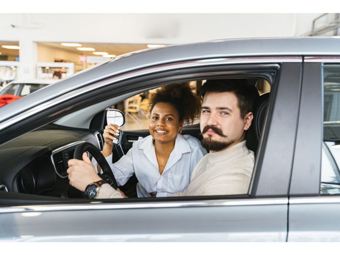 What to Know Before Renting and Driving a Luxury Car in Miami