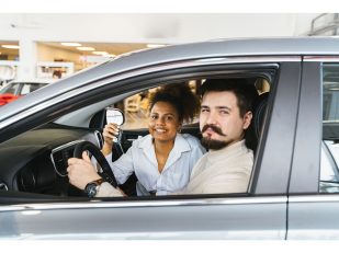 What to Know Before Renting and Driving a Luxury Car in Miami