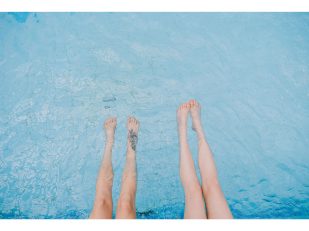 How to Keep Your Legs Hair-Free All-Year Round