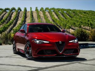 All-new 2017 Alfa Romeo Giulia Quadrifoglio Wins 'Star of the Show' Award @ 2016 Miami International