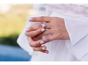 Why the Oval Diamond Is North America's Favourite Modern Engagement Ring Shape