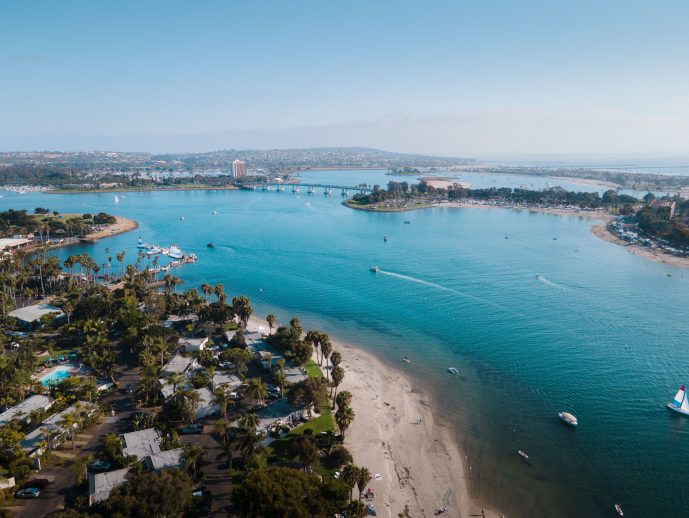 How to Experience San Diego Bay on a Relaxed Vacation Day