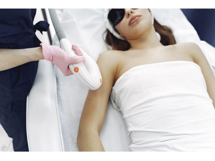 The Modern Guide to Long-Term Hair Removal: Comparing Professional Treatments