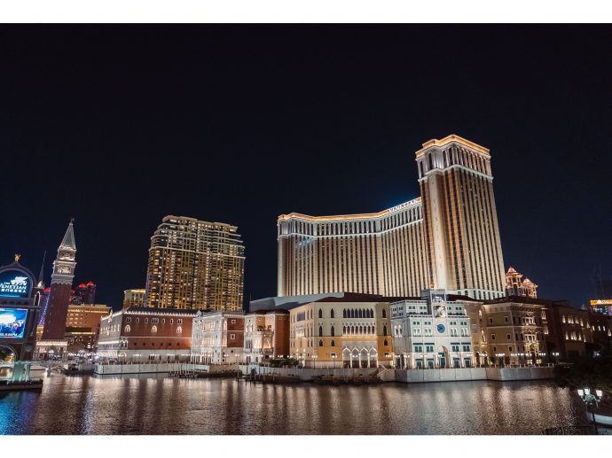 Where Luxury Meets Digital Entertainment in the Modern World