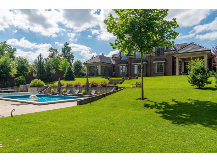 Simple Ways to Take Care of Your Lawn